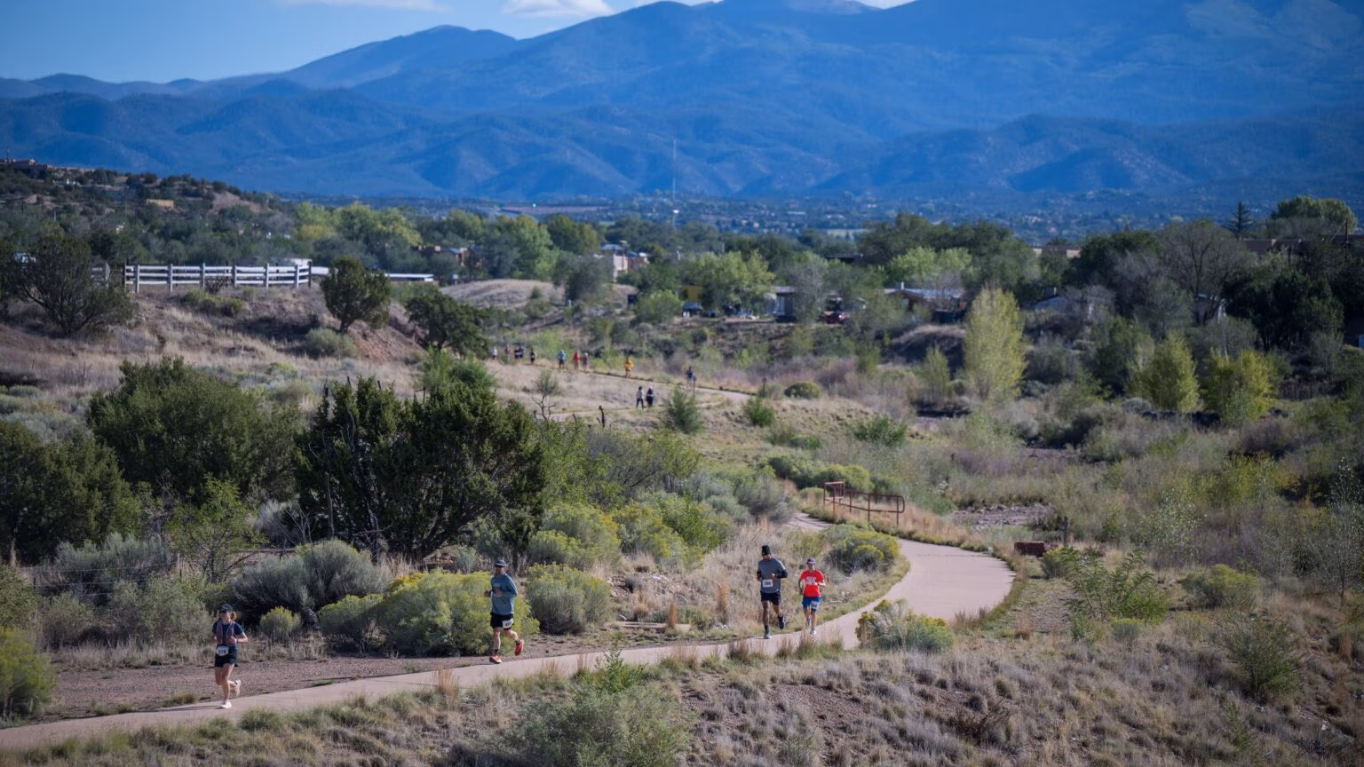 Runners on the Santa Fe River corridor